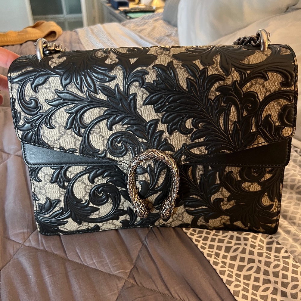 Gucci Supreme Arabesque Medium Bag